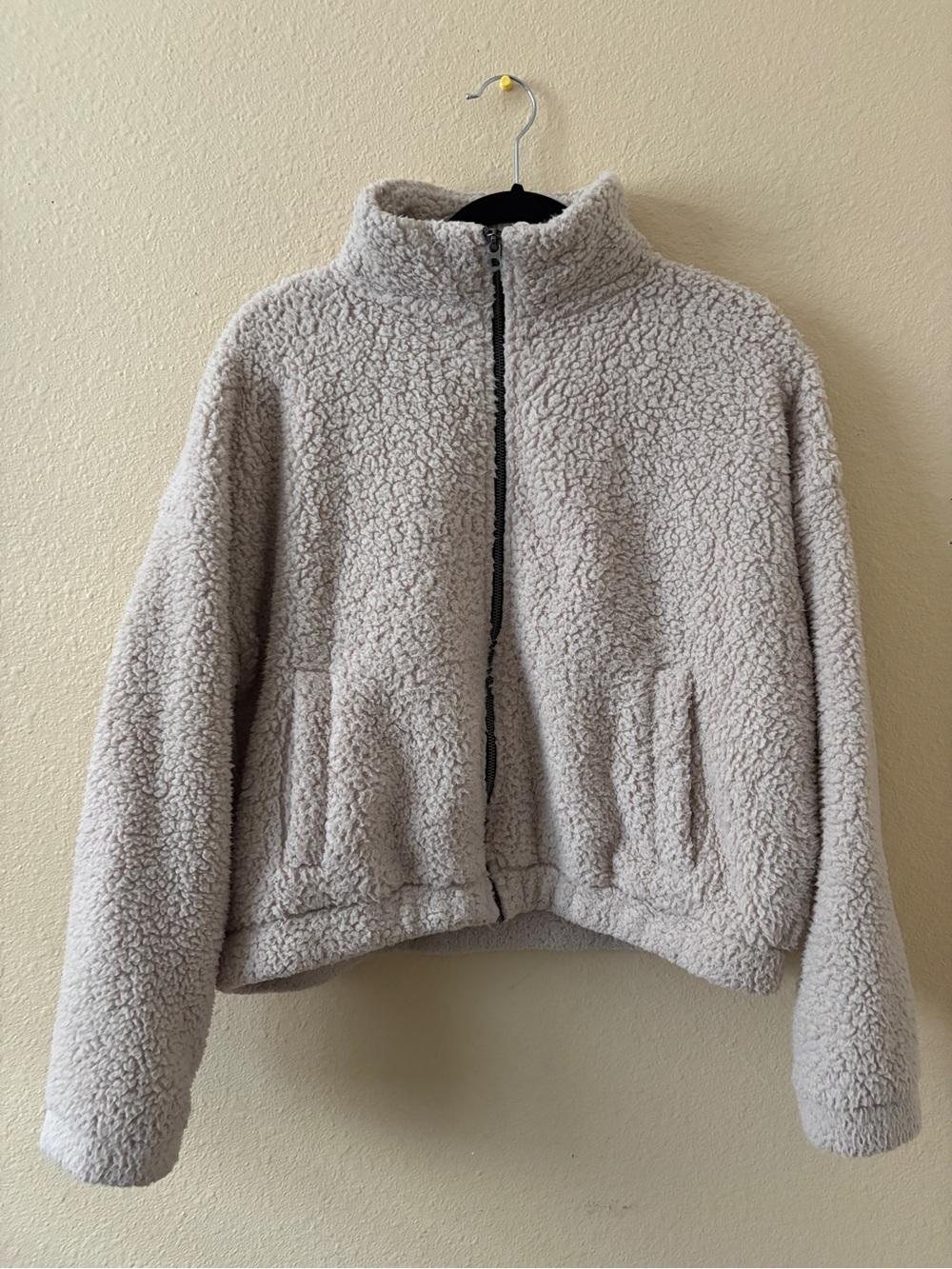 American Eagle Women’s Cozy Sherpa Zip-Up Jacket - Light Beige